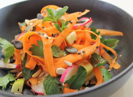 Finger licking salad